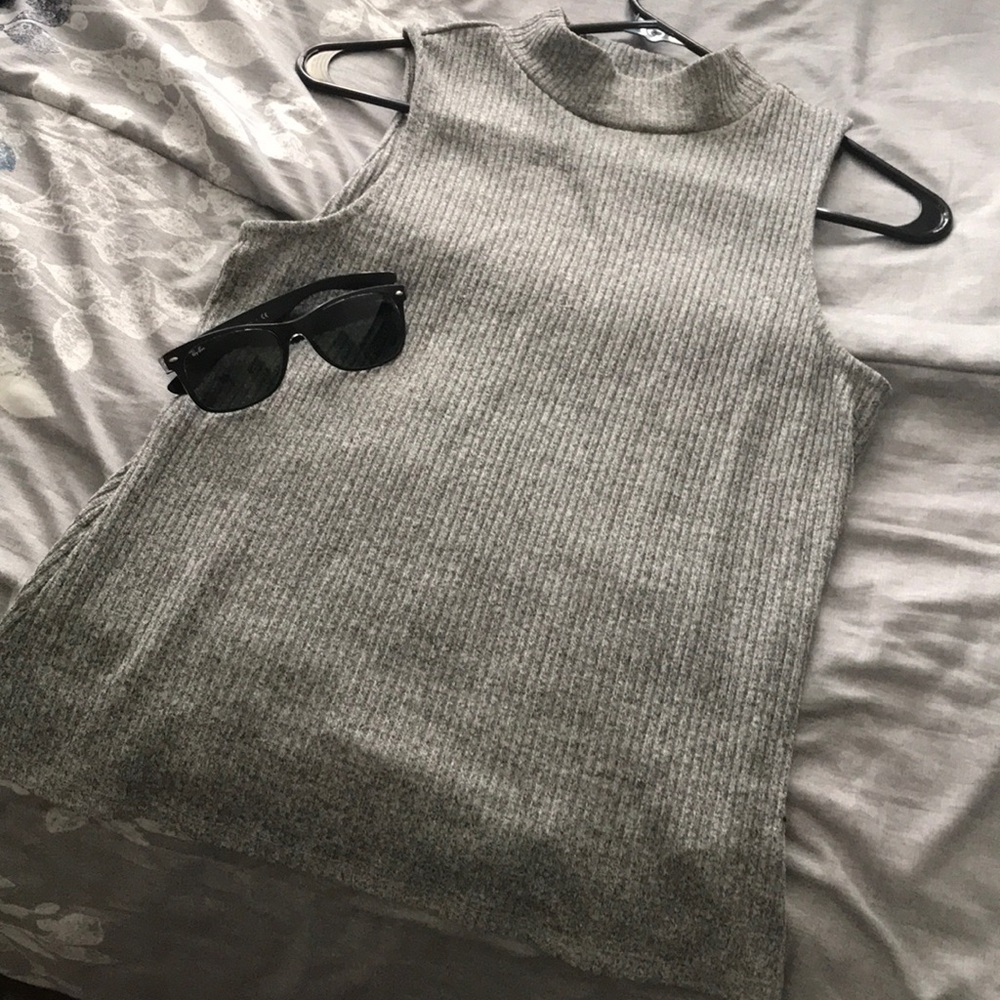 Arizona sleeveless shirt